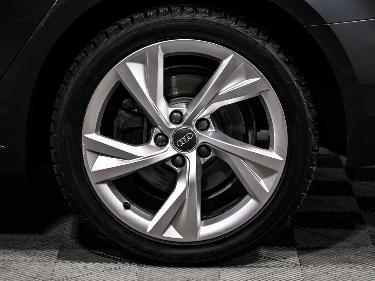 Б/У Ауди А4 2018 года. Фото: #17