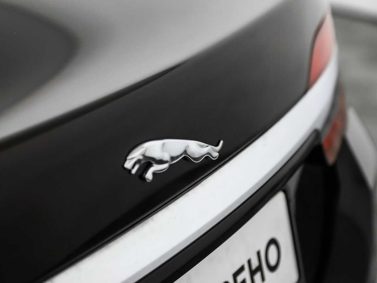 Б/У Ягуар ИксФ 2013 года. Фото: #17