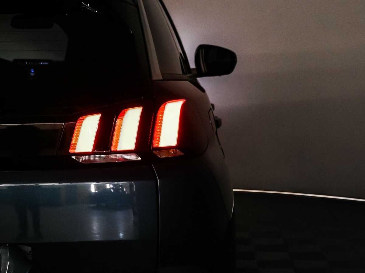 Б/У Пежо 5008 2019 года. Фото: #15