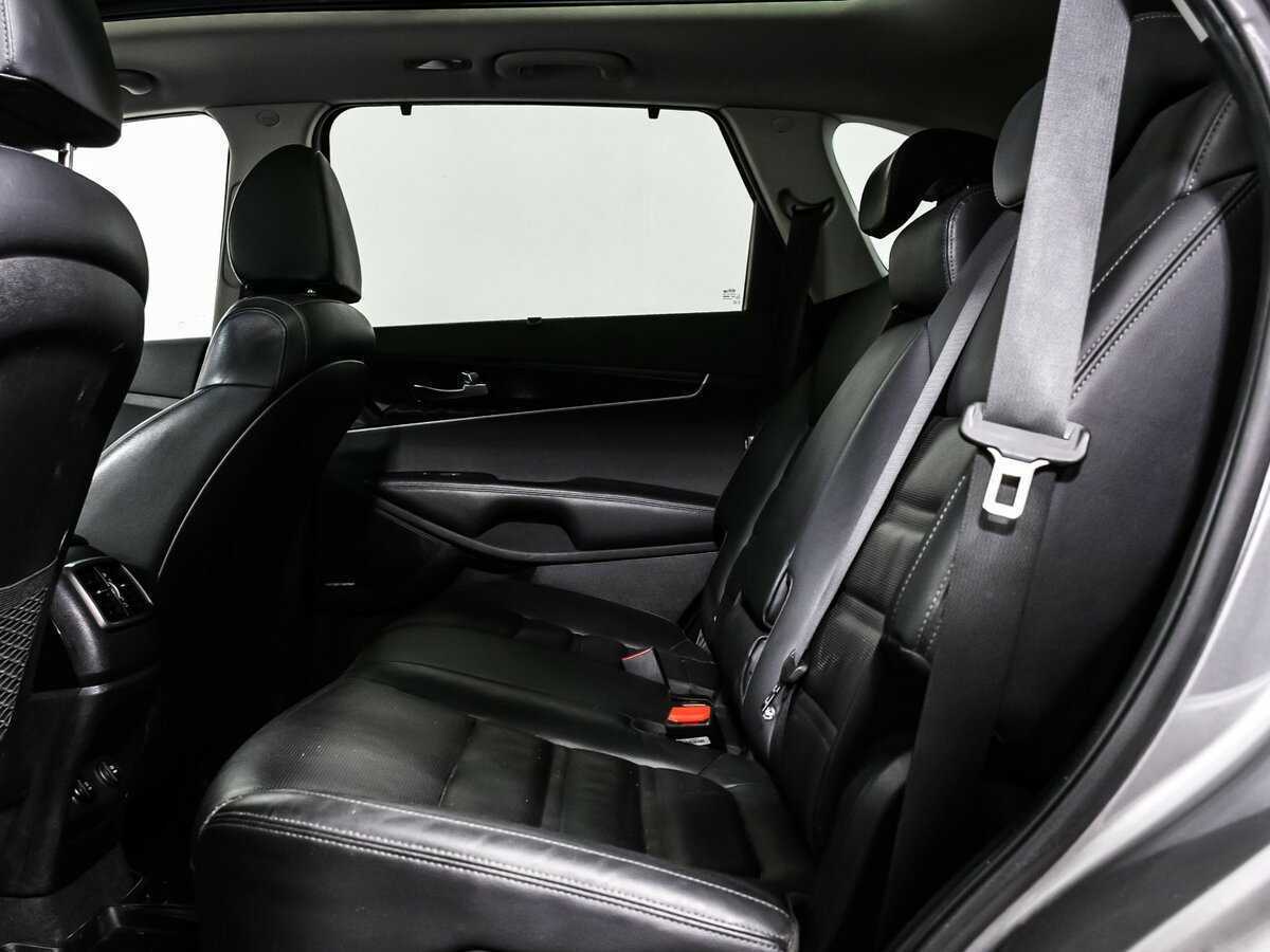 Б/У Киа Соренто 2018 года. Фото: #12