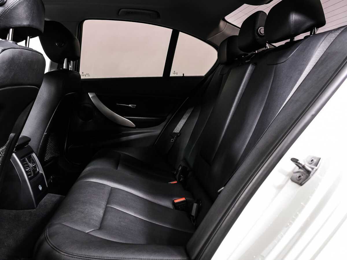 Б/У БМВ 3 серии 2017 года. Фото: #12