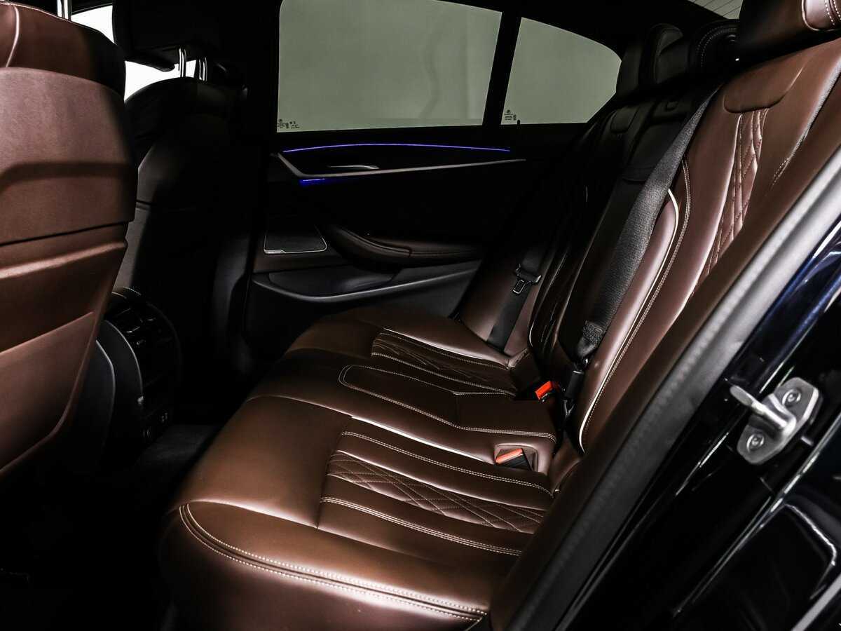 Б/У БМВ 5 серии 2020 года. Фото: #12