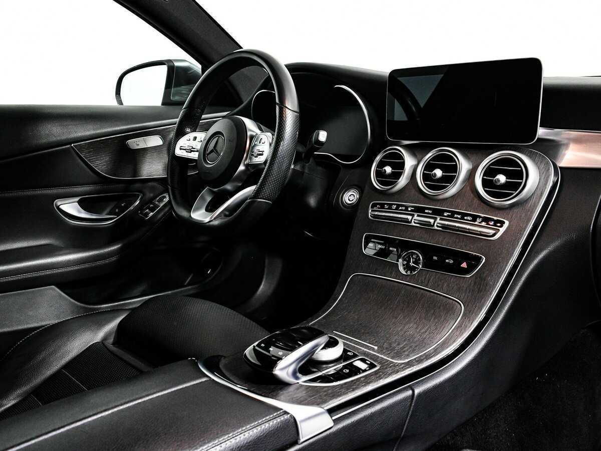 Б/У Мерседес-Бенц Ц-Класс 2018 года. Фото: #8