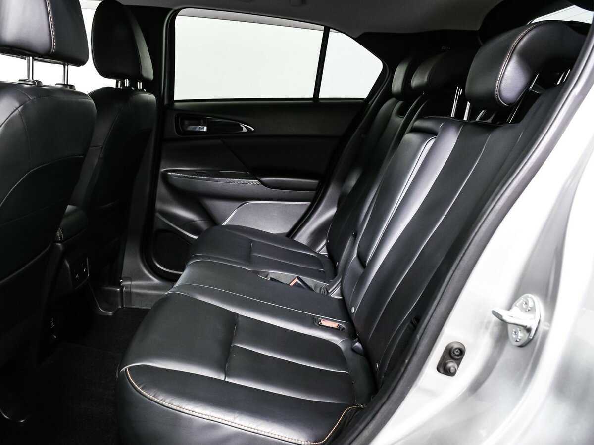 Б/У Митсубиши Еклипс Кросс 2018 года. Фото: #11