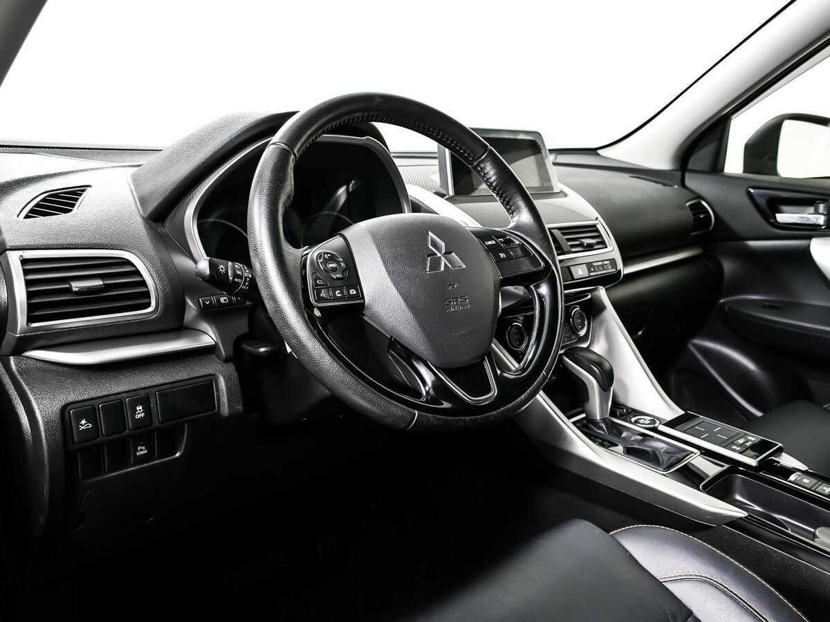 Б/У Митсубиши Еклипс Кросс 2018 года. Фото: #12