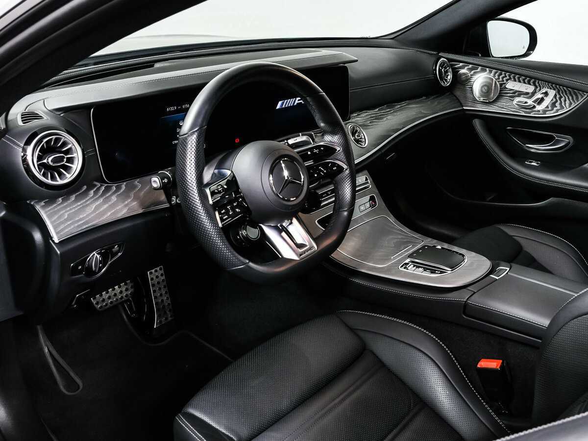 Б/У Мерседес-Бенц Е-Класс АМГ 2021 года. Фото: #11