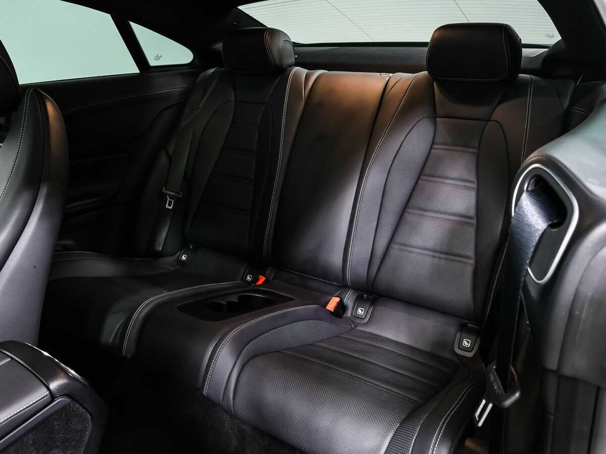 Б/У Мерседес-Бенц Е-Класс АМГ 2021 года. Фото: #12