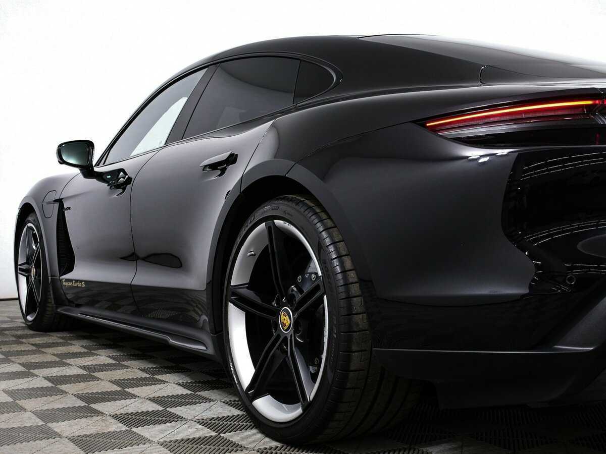 Б/У Порш Taycan 2021 года. Фото: #20