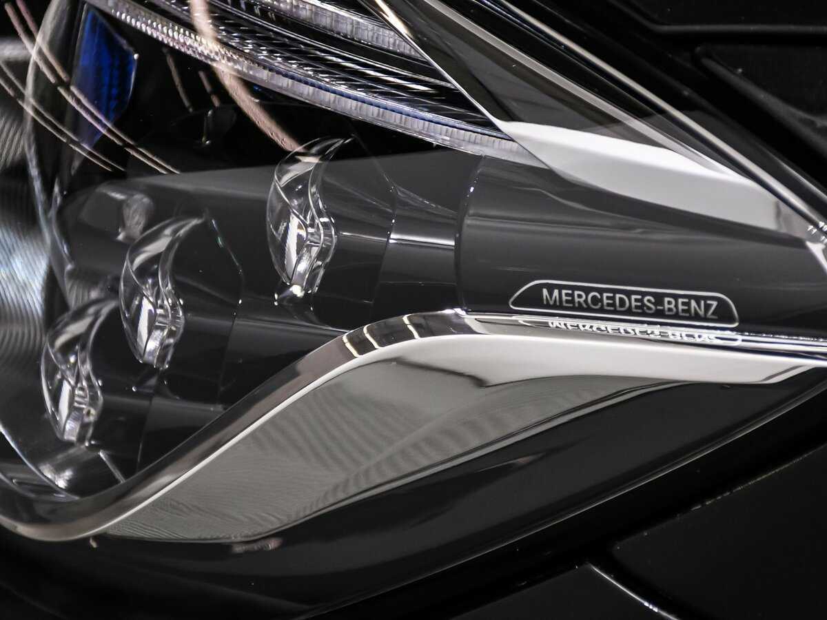 Б/У Мерседес-Бенц Майбах С-Класс 2017 года. Фото: #15