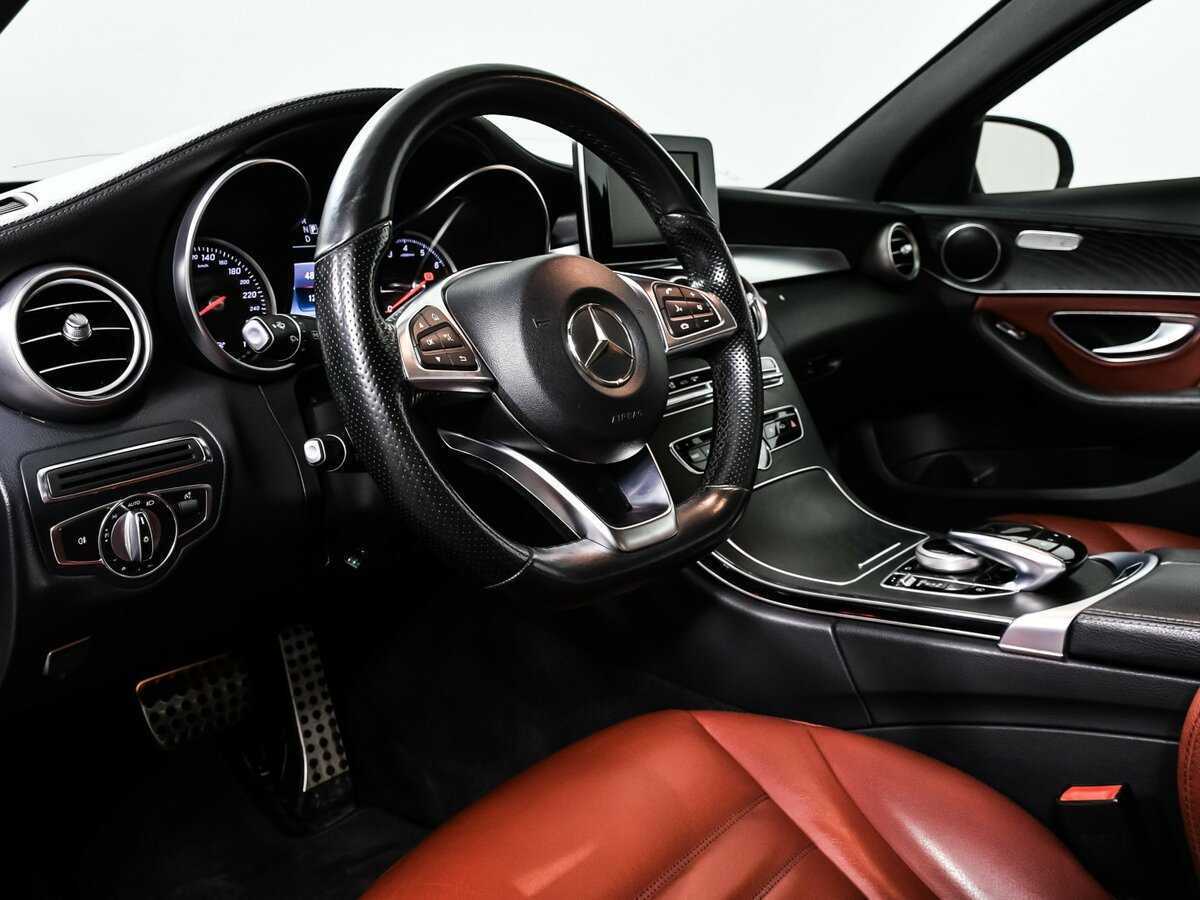 Б/У Мерседес-Бенц Ц-Класс 2015 года. Фото: #11