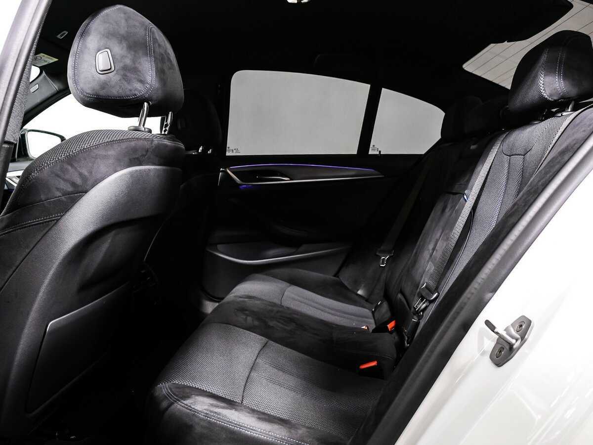 Б/У БМВ 5 серии 2019 года. Фото: #12