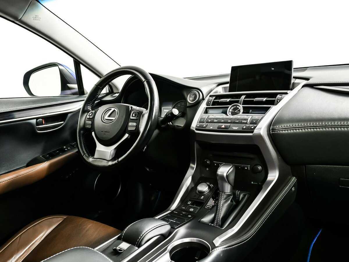 Б/У Лексус Н-Икс 2015 года. Фото: #6