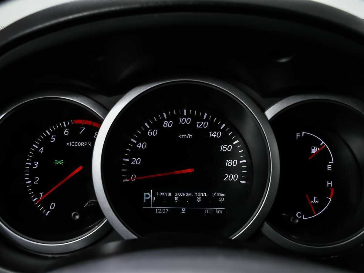 Б/У Сузуки Гранд Витара 2011 года. Фото: #9