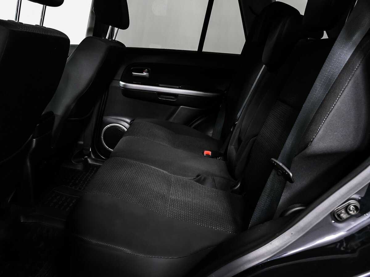 Б/У Сузуки Гранд Витара 2011 года. Фото: #12