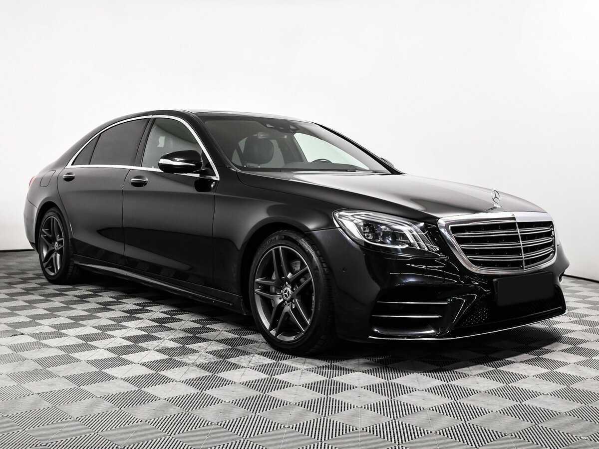 Б/У Мерседес-Бенц С-Класс 2018 года. Фото: #2