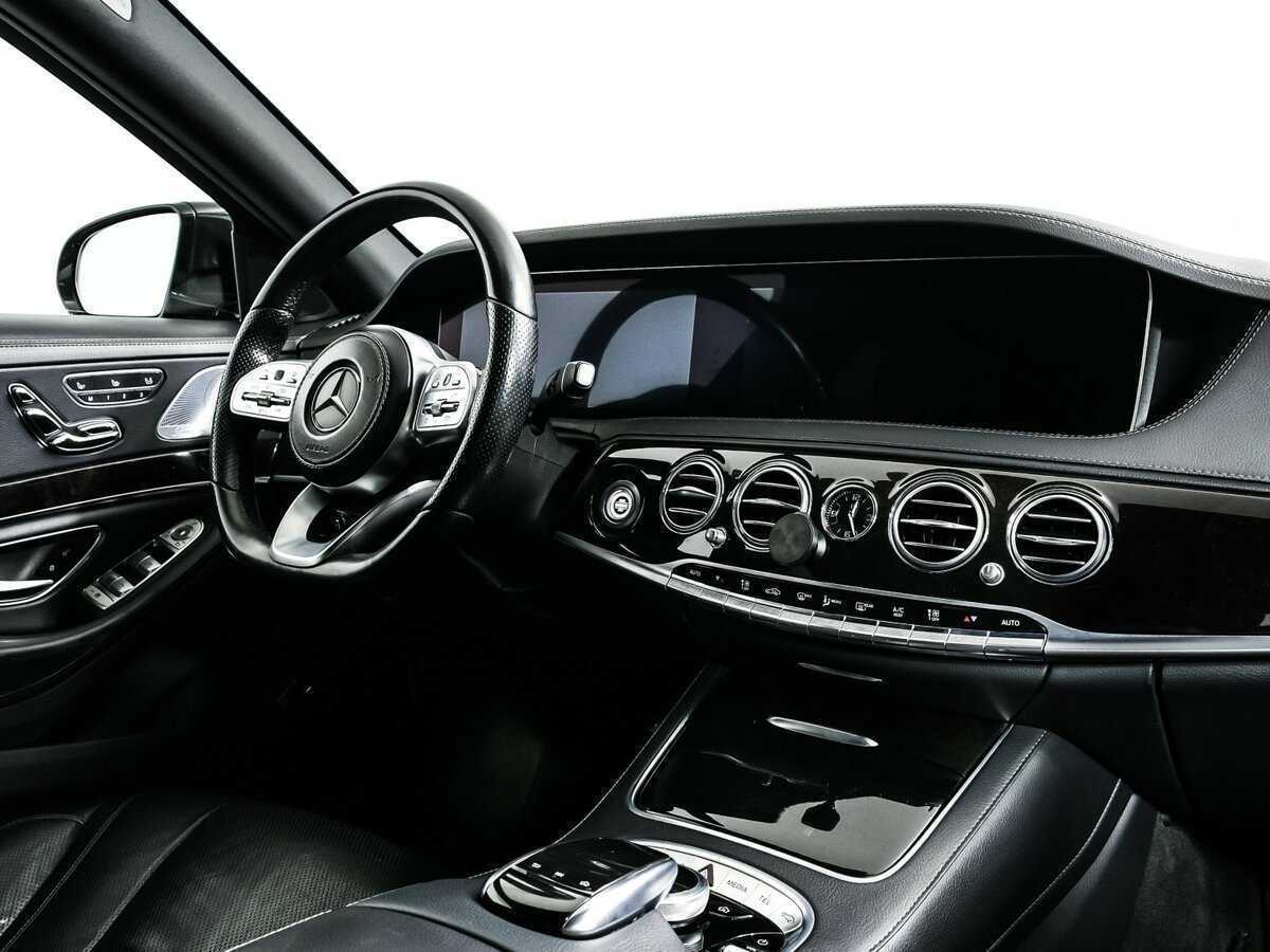 Б/У Мерседес-Бенц С-Класс 2018 года. Фото: #8