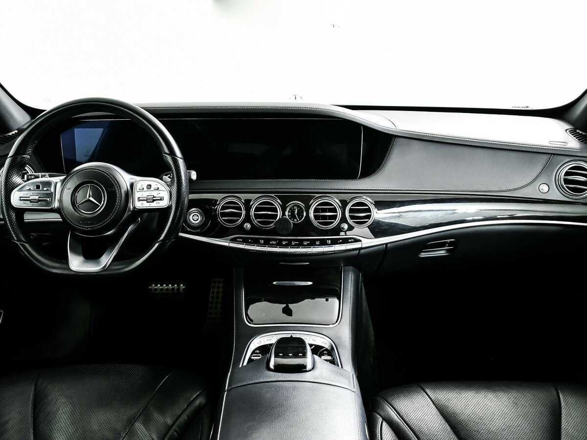 Б/У Мерседес-Бенц С-Класс 2018 года. Фото: #10