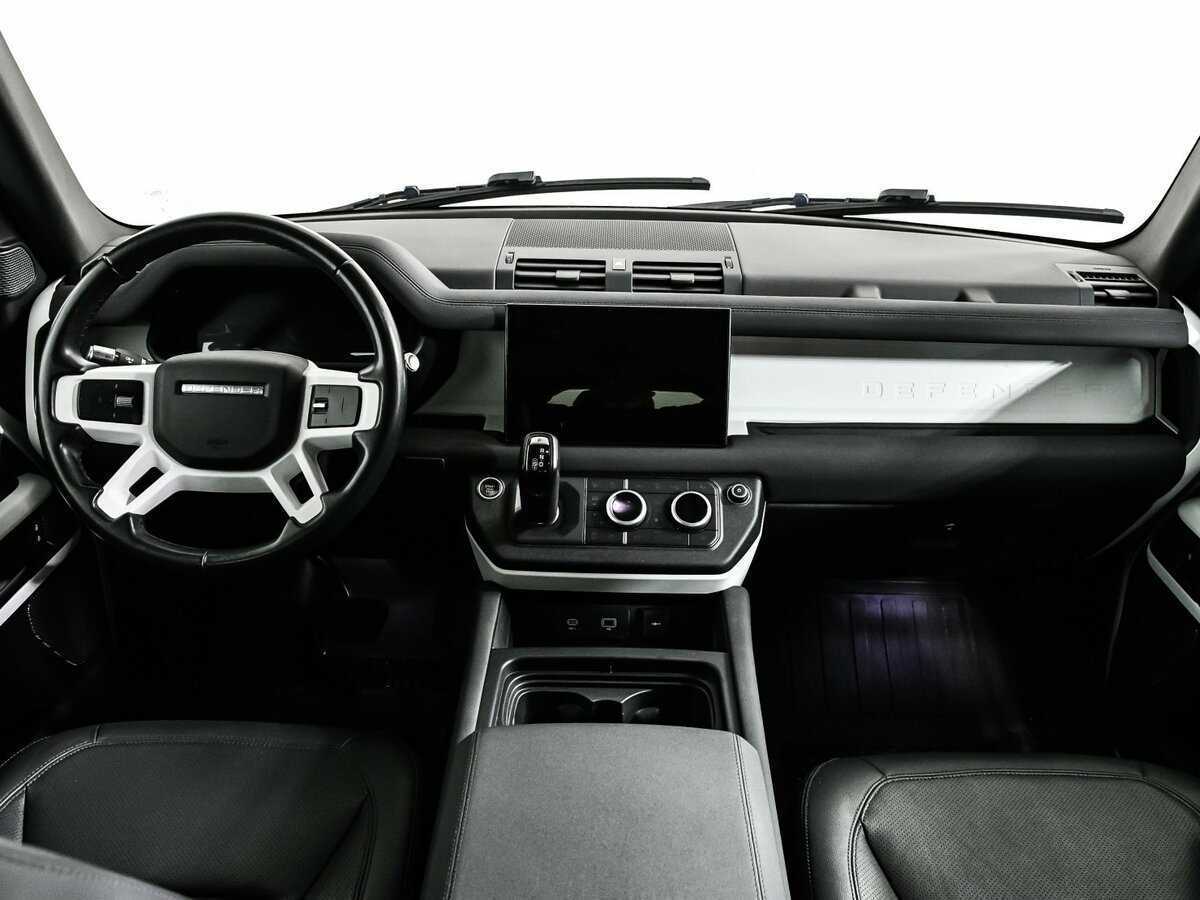 Б/У Лэнд Ровер Дефендер 2021 года. Фото: #10