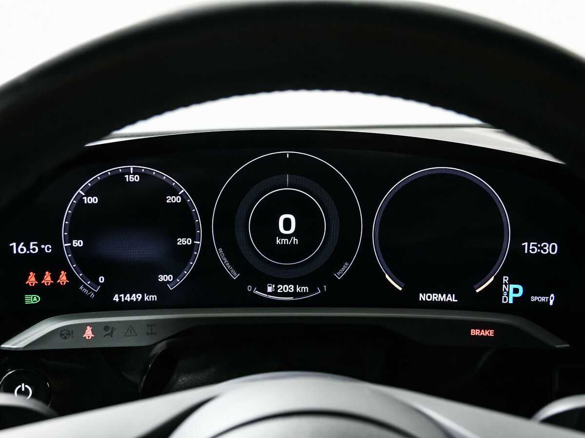 Б/У Порш Taycan 2021 года. Фото: #9