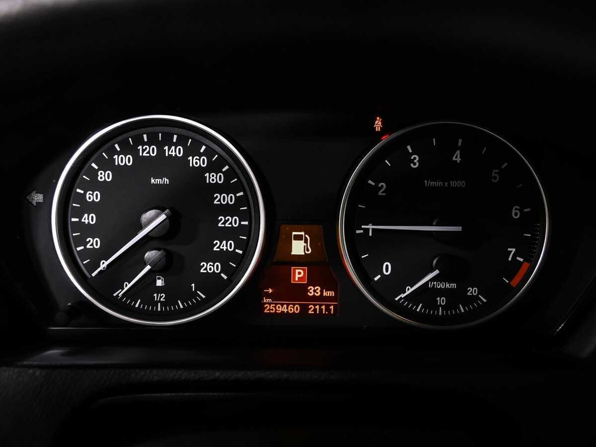 Б/У БМВ Икс5 2013 года. Фото: #9