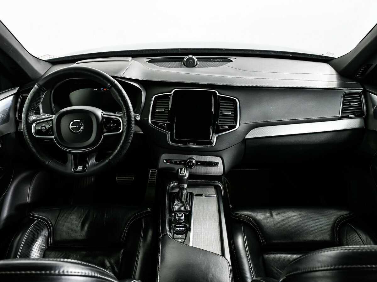 Б/У Вольво ИксЦ90 2017 года. Фото: #10