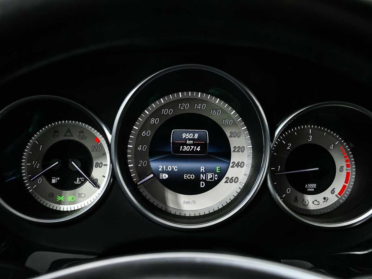 Б/У Мерседес-Бенц ЦЛС 2015 года. Фото: #8