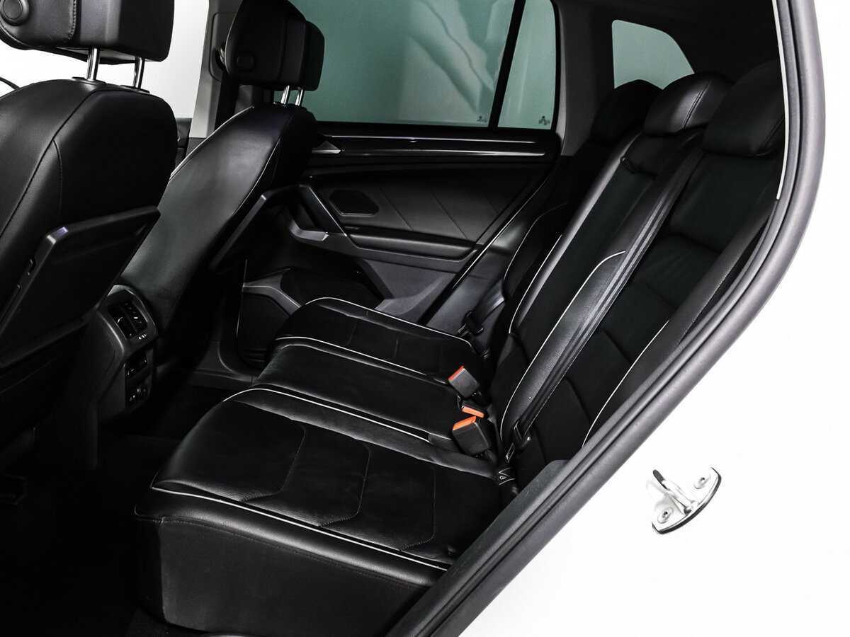 Б/У Фольксваген Тигуан 2018 года. Фото: #12