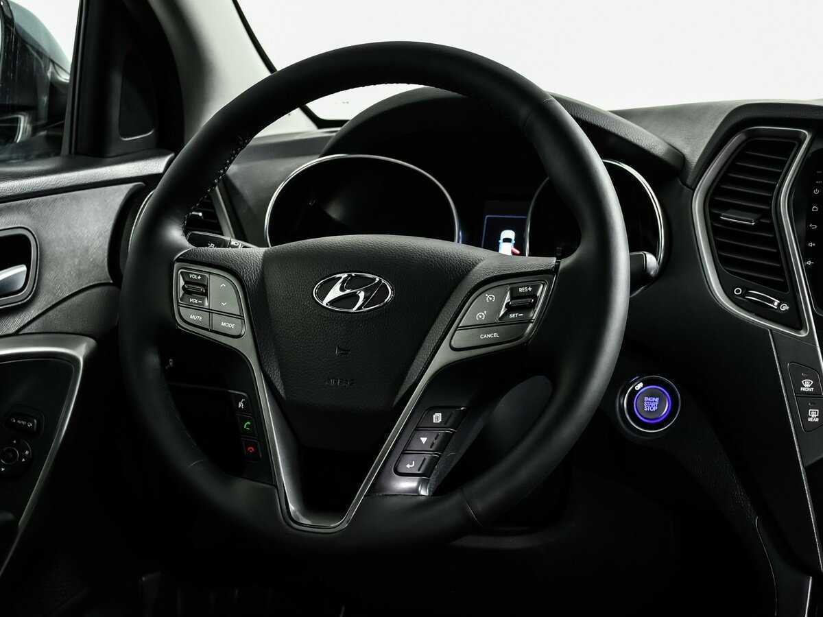 Б/У Хендай Санта Фе 2018 года. Фото: #11