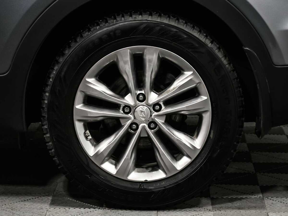 Б/У Хендай Санта Фе 2018 года. Фото: #15