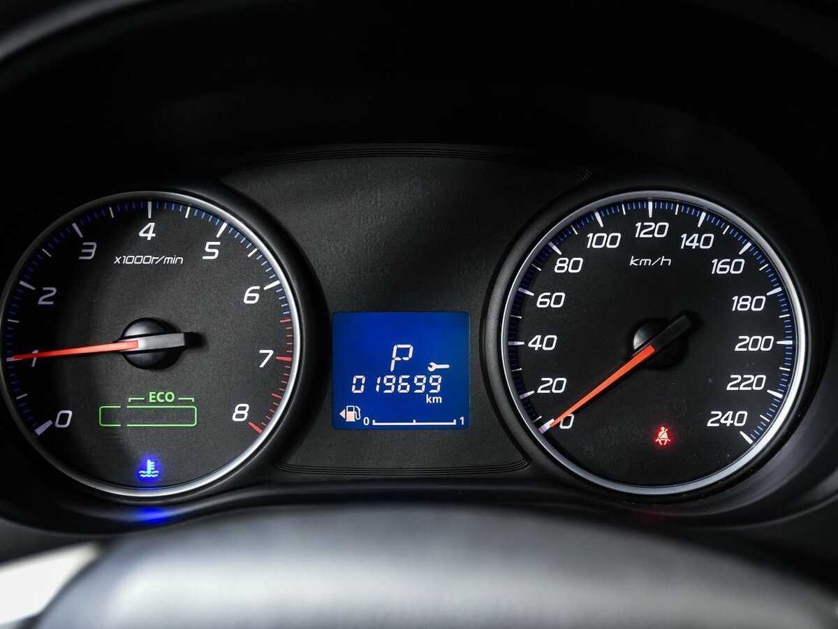 Б/У Митсубиши Оутлэндер 2022 года. Фото: #9