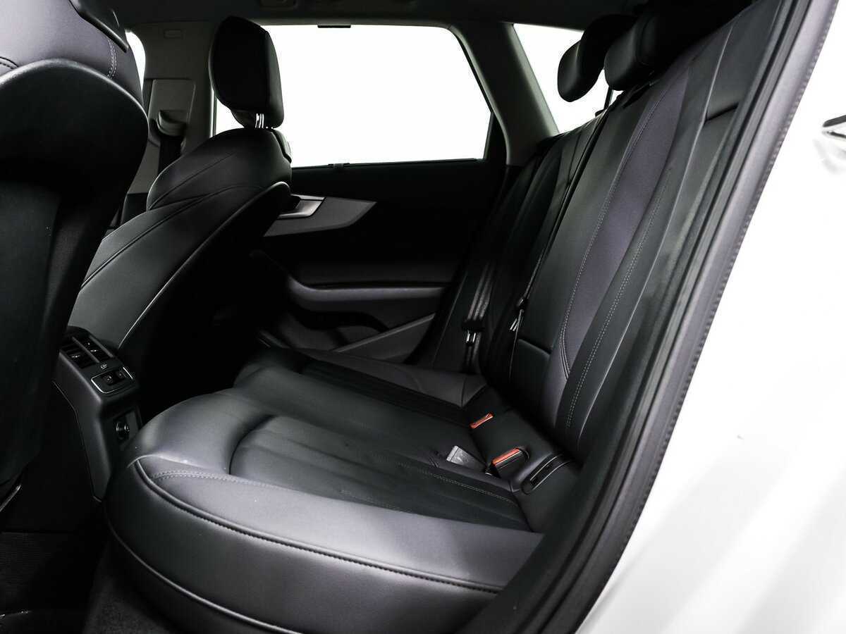 Б/У Ауди А4 2020 года. Фото: #12