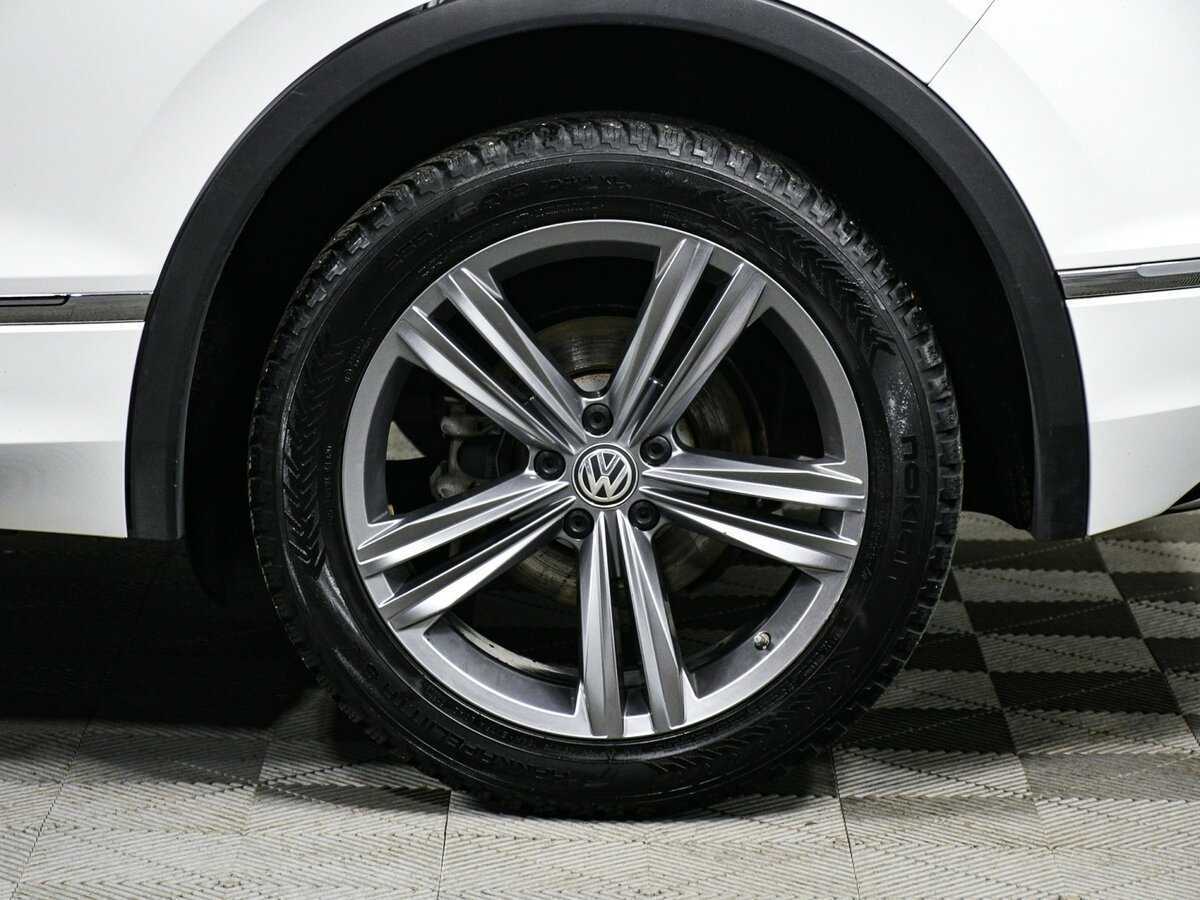 Б/У Фольксваген Тигуан 2020 года. Фото: #13