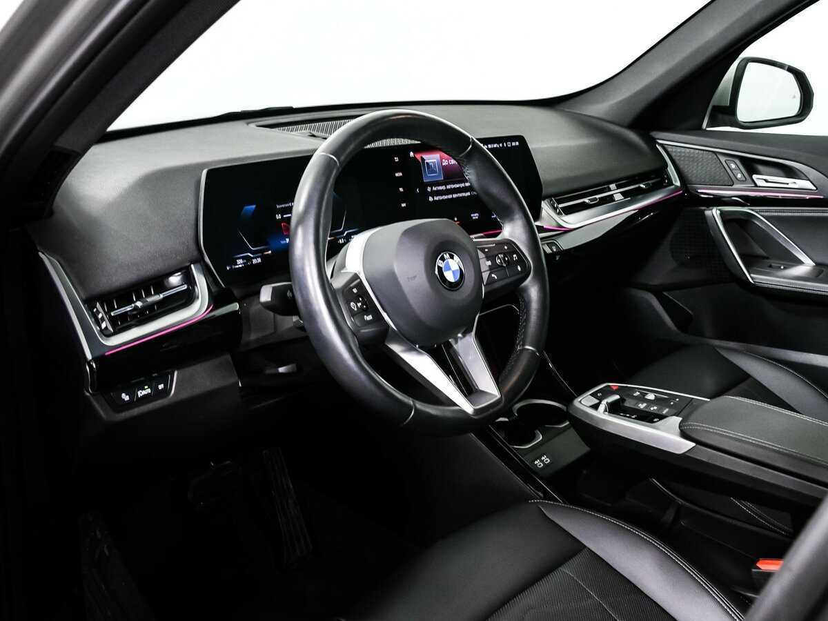 Б/У БМВ Икс1 2023 года. Фото: #12