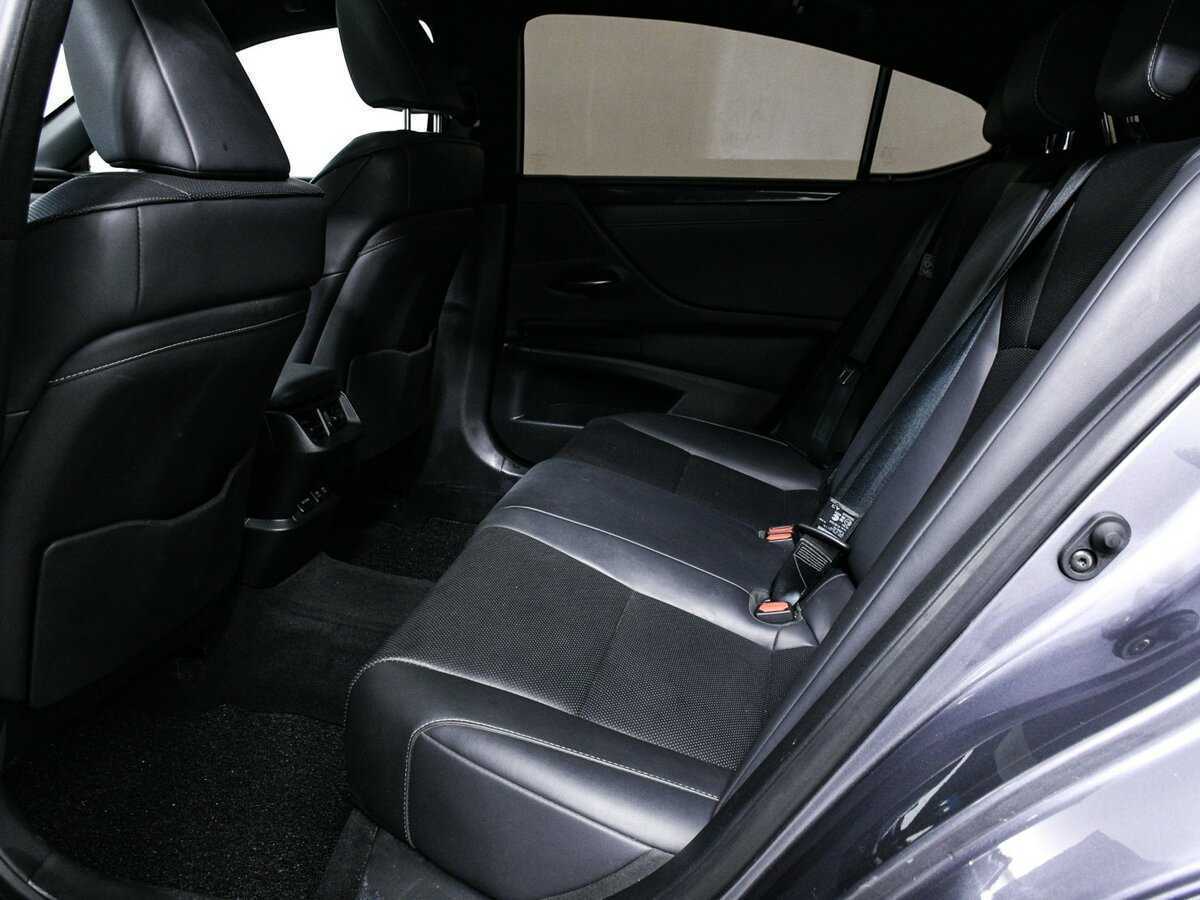 Б/У Лексус ЕС 2020 года. Фото: #11