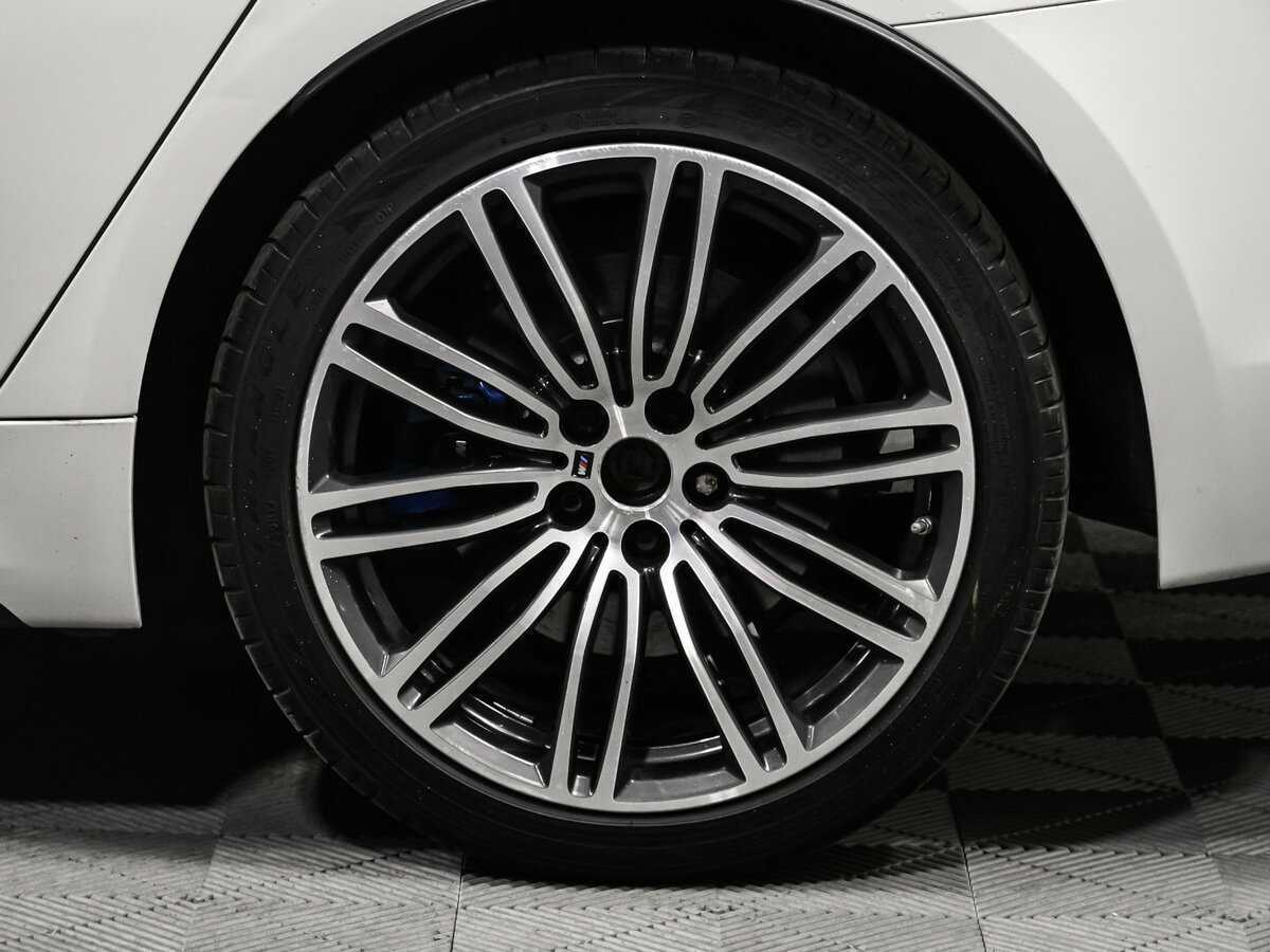 Б/У БМВ 5 серии 2018 года. Фото: #14