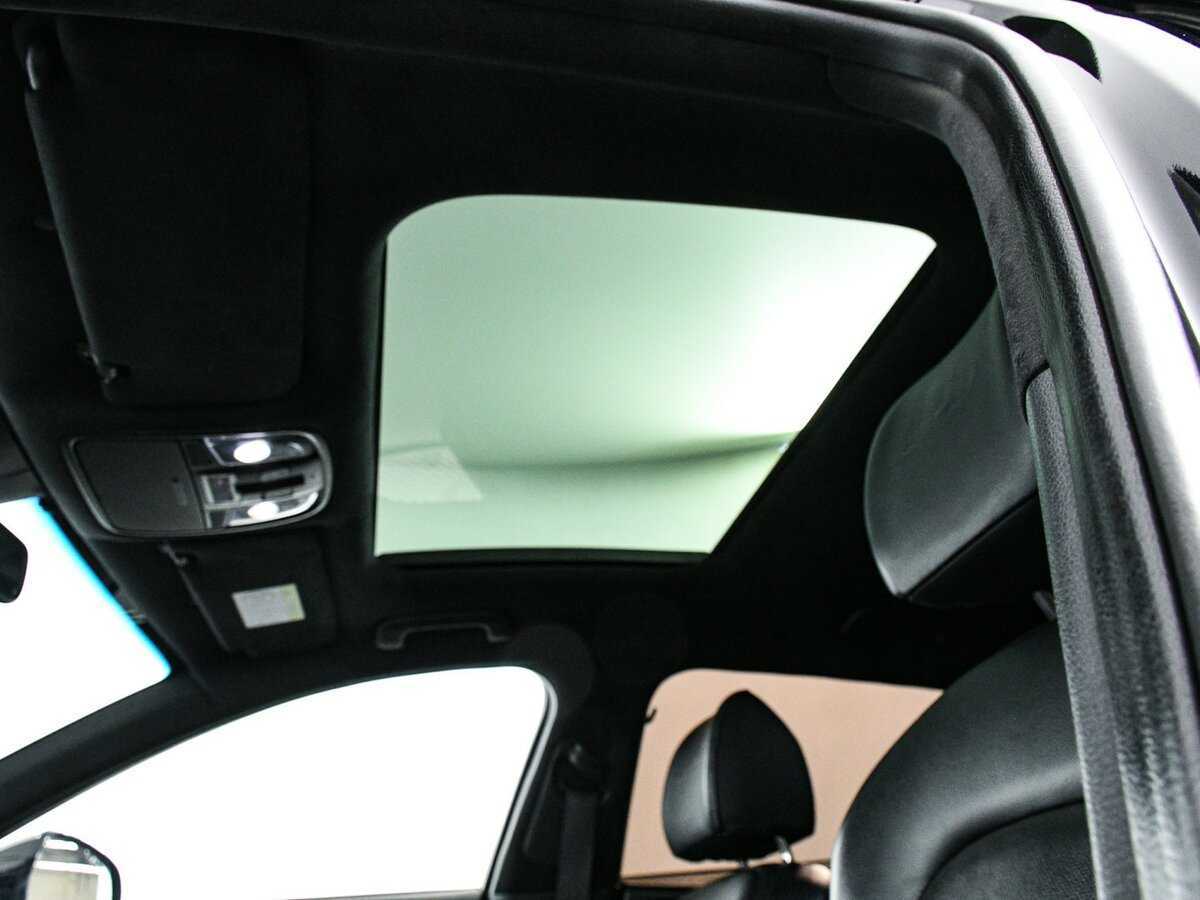 Б/У Киа Стингер 2018 года. Фото: #13