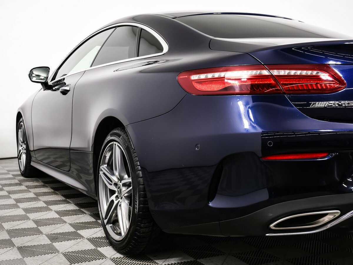 Б/У Мерседес-Бенц Е-Класс 2018 года. Фото: #17