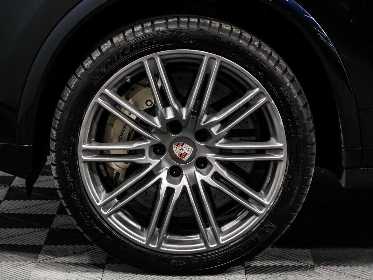 Б/У Порш Кайен 2015 года. Фото: #17