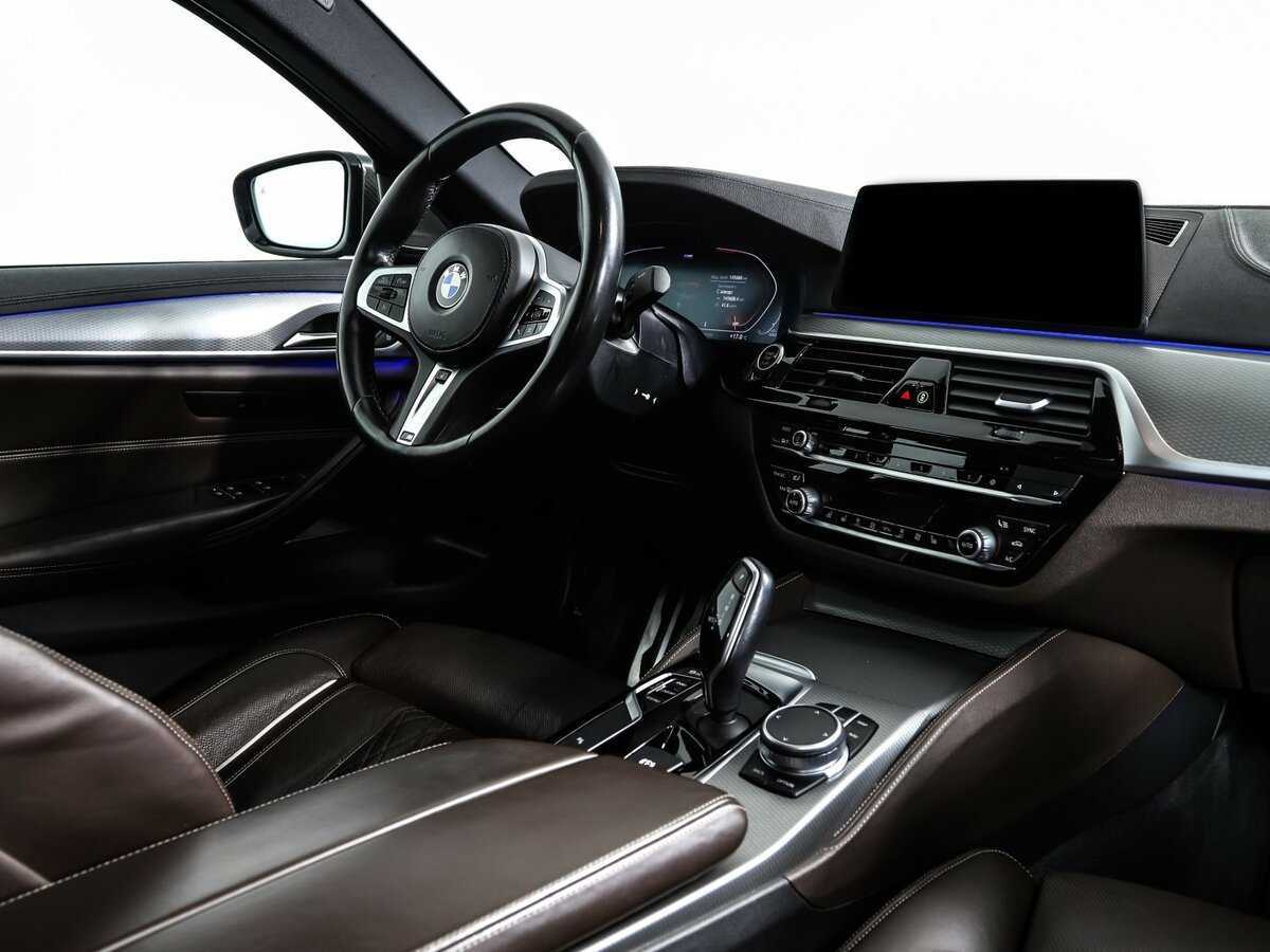 Б/У БМВ 5 серии 2020 года. Фото: #8