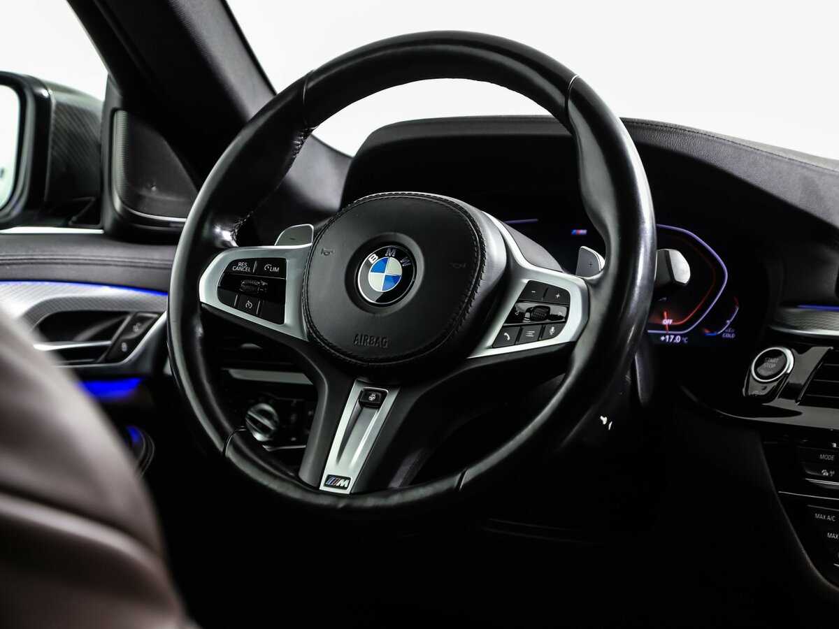 Б/У БМВ 5 серии 2020 года. Фото: #11