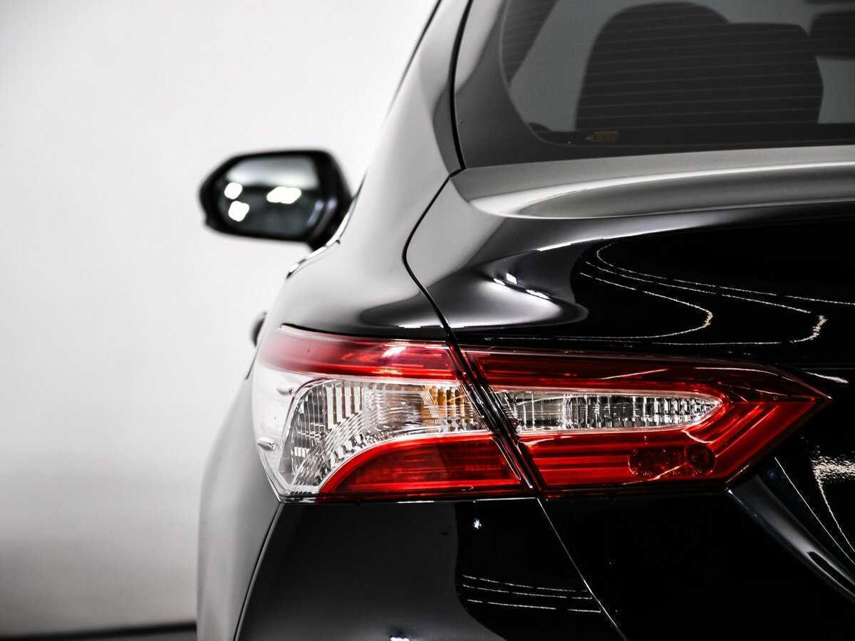 Б/У Тойота Камри 2022 года. Фото: #15