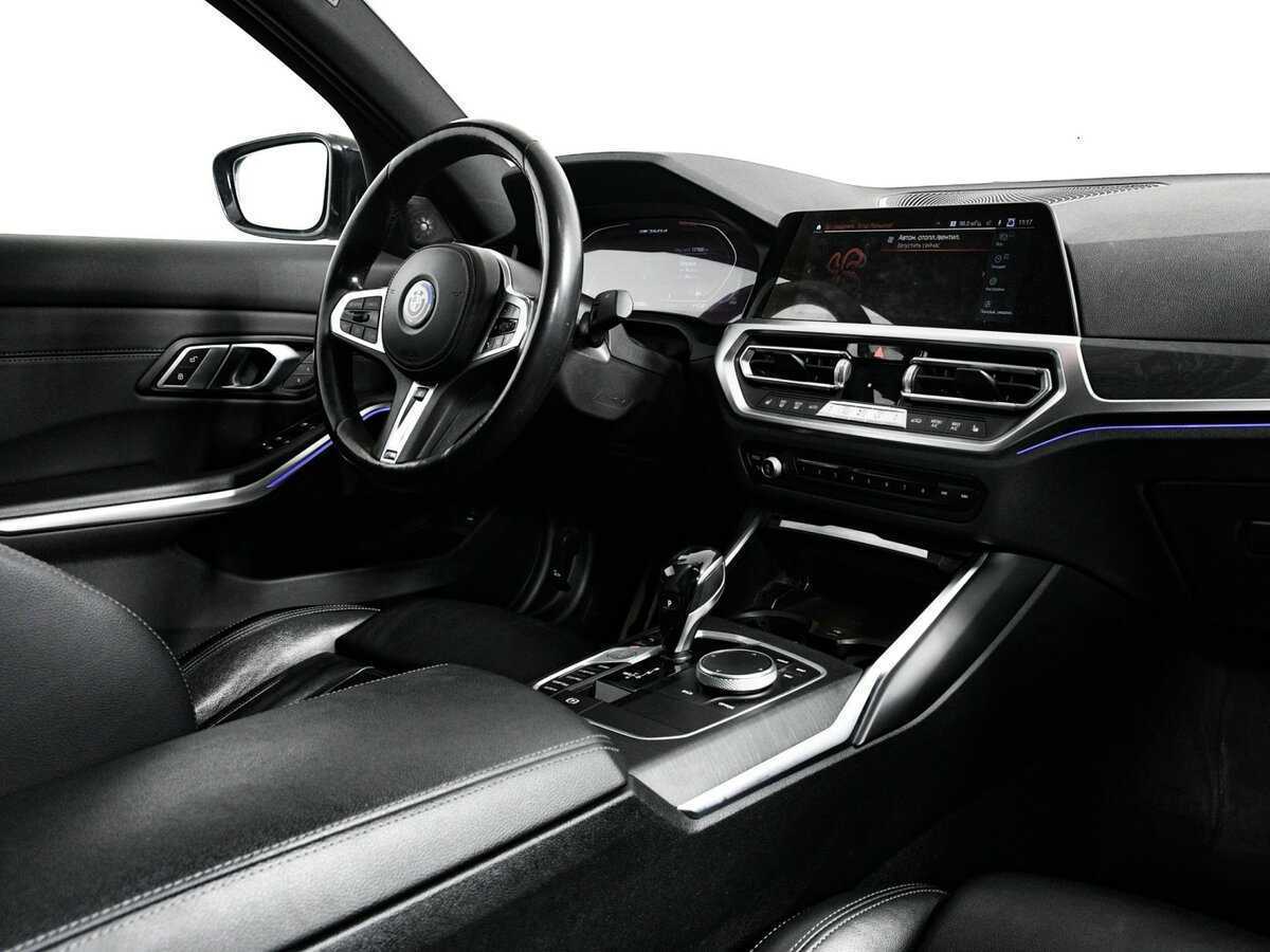 Б/У БМВ 3 серии 2021 года. Фото: #6