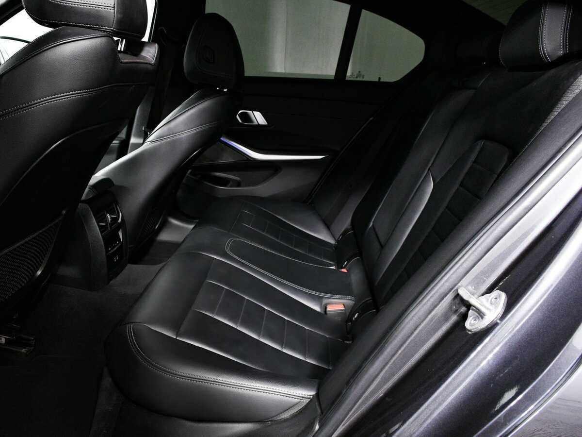 Б/У БМВ 3 серии 2021 года. Фото: #10