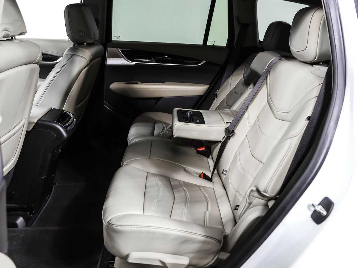 Б/У Кадиллак ИксТ6 2021 года. Фото: #13