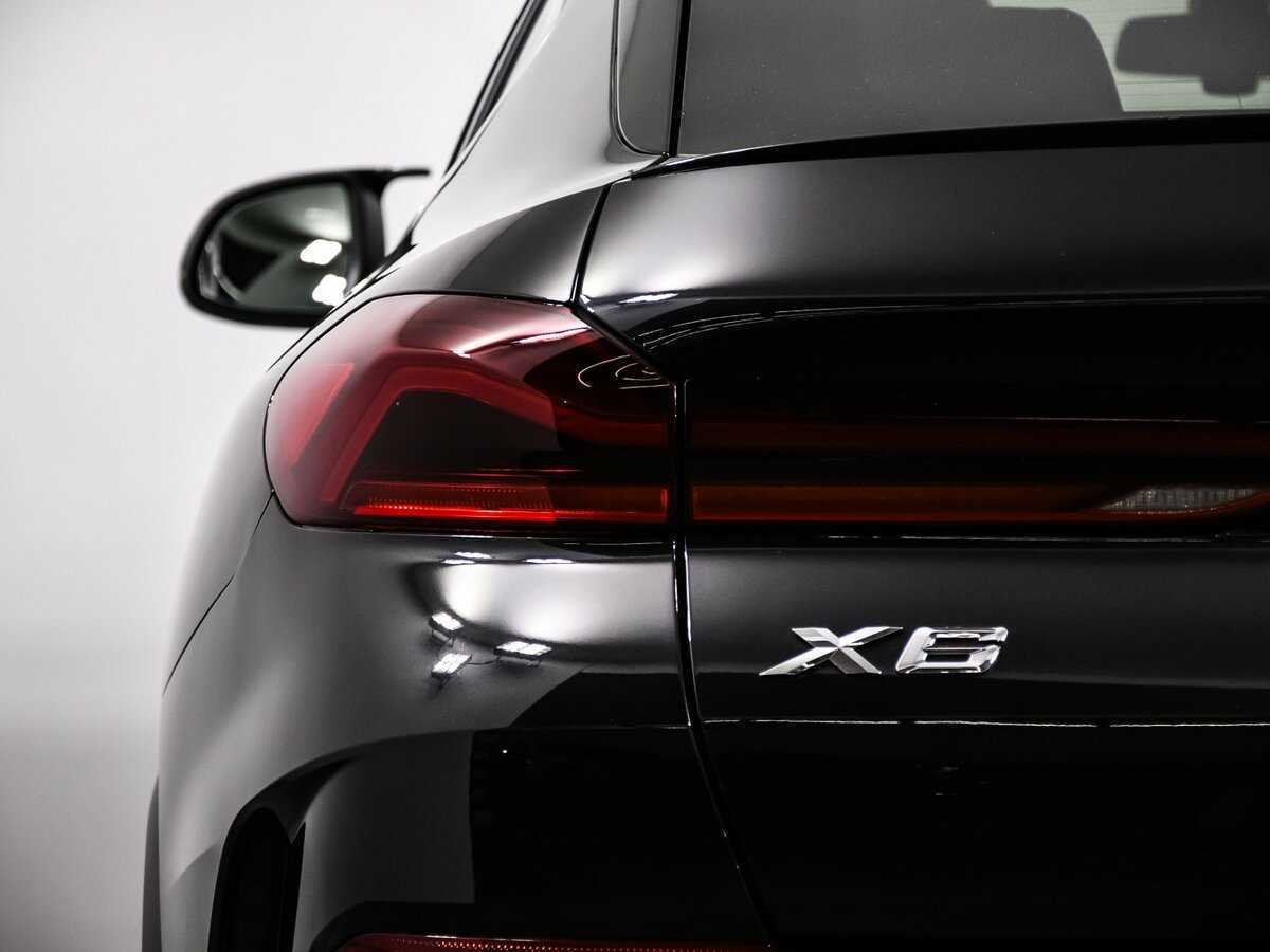 Б/У БМВ Икс6 2021 года. Фото: #17