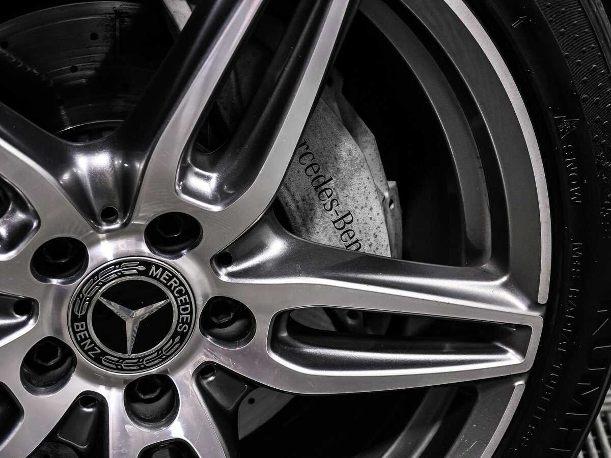 Б/У Мерседес-Бенц Е-Класс 2020 года. Фото: #14