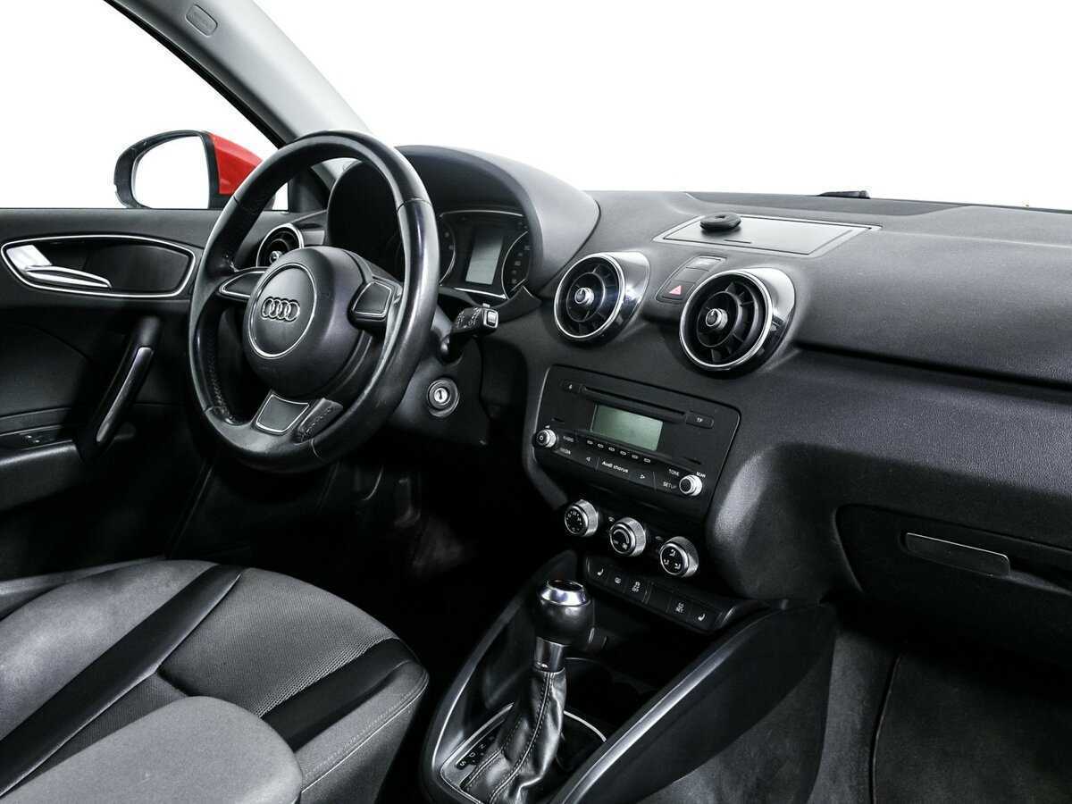 Б/У Ауди А1 2010 года. Фото: #8