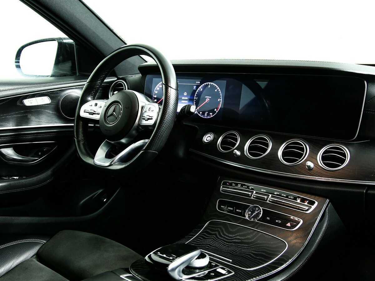 Б/У Мерседес-Бенц Е-Класс 2019 года. Фото: #6