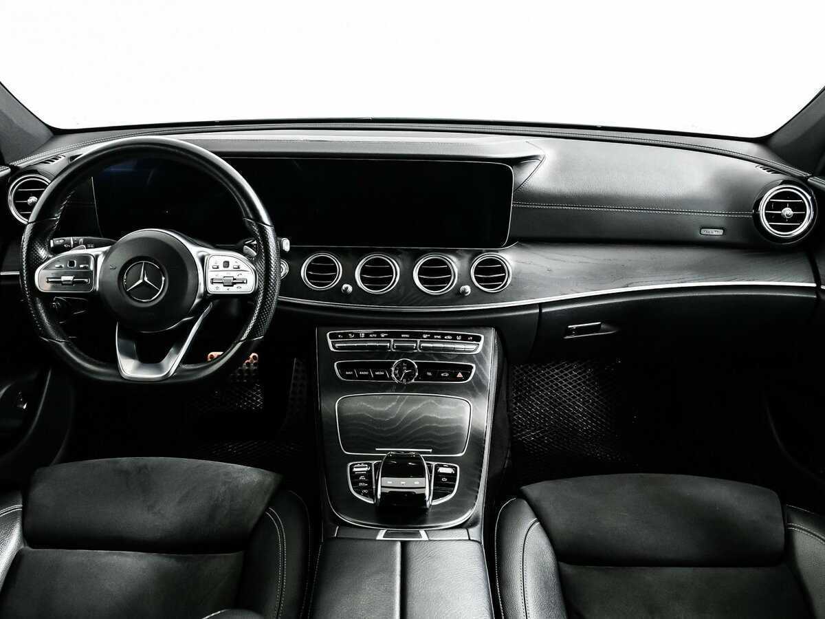Б/У Мерседес-Бенц Е-Класс 2018 года. Фото: #10