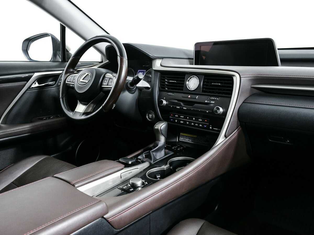 Б/У Лексус Р-Икс 2016 года. Фото: #6